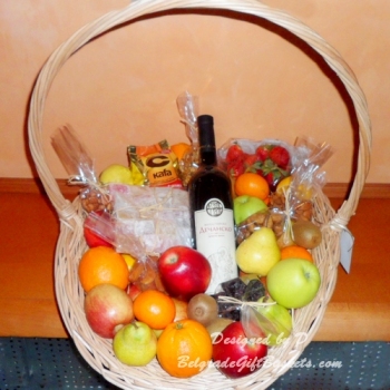 Poklon korpa vino voće Tajna manastirskog vina